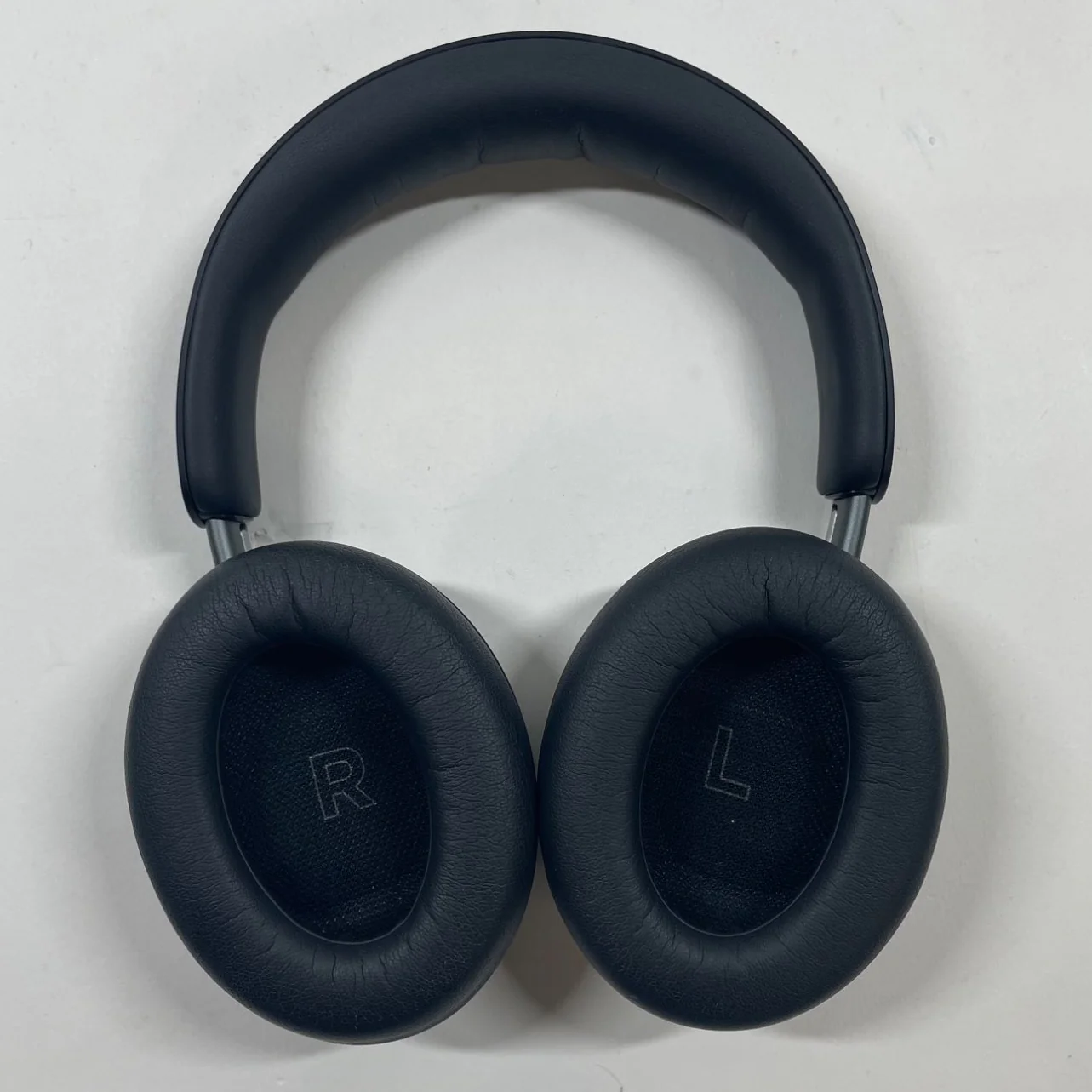 Bose QuietComfort Ultra Over-Ear Noise Cancelling Bluetooth Headphones Black - Image 5