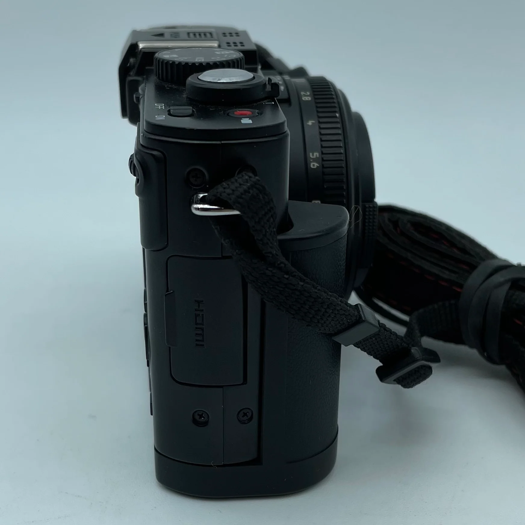 Leica D-Lux 6 18461 10.1MP Digital Camera - Image 6